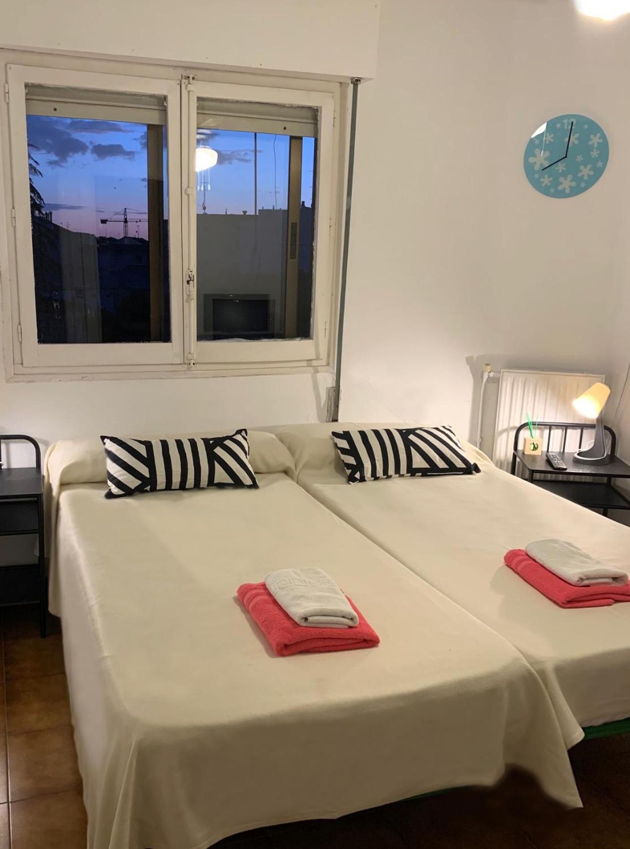 Hotel Y Restaurante Puerta De Aranda Aranda de Duero Eksteriør billede