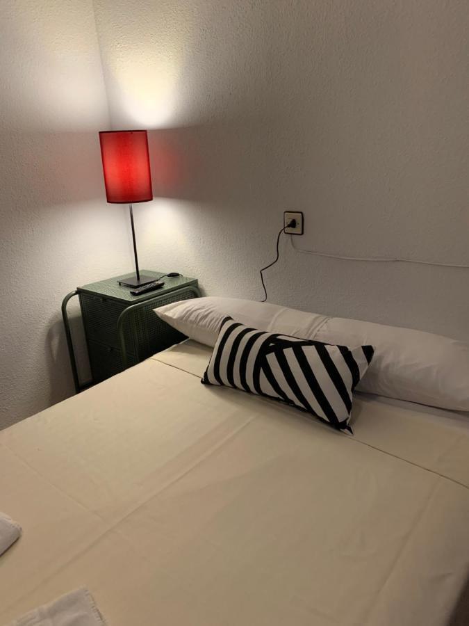 Hotel Y Restaurante Puerta De Aranda Aranda de Duero Eksteriør billede