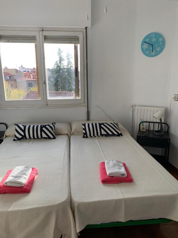 Hotel Y Restaurante Puerta De Aranda Aranda de Duero Eksteriør billede
