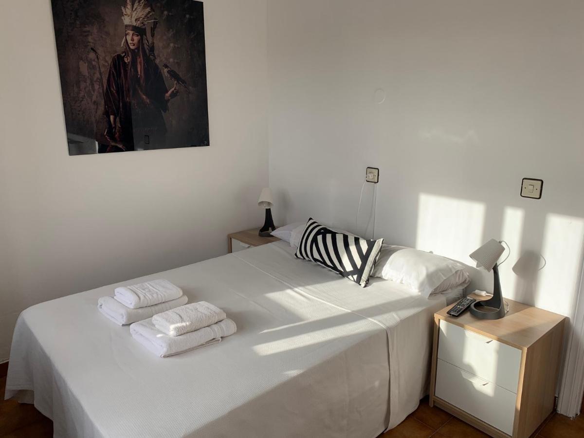 Hotel Y Restaurante Puerta De Aranda Aranda de Duero Eksteriør billede