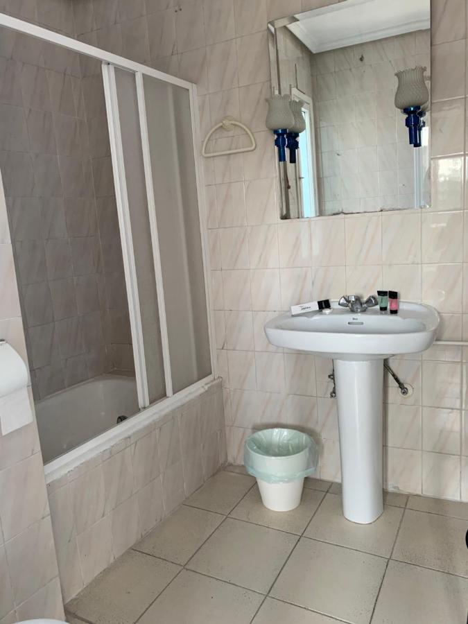 Hotel Y Restaurante Puerta De Aranda Aranda de Duero Eksteriør billede